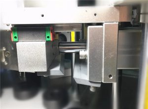 เครื่องบรรจุหลอดเครื่องสำอางล้ำเสียงปิดผนึก